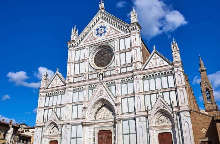 santa croce florence What is Santa Croce Florence famous for?